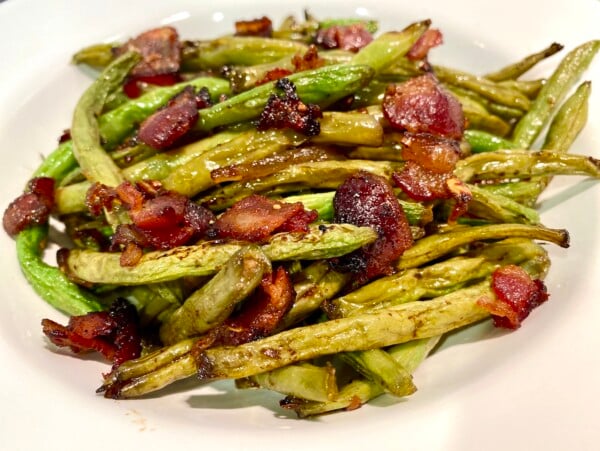 bacon balsamic roasted green beans