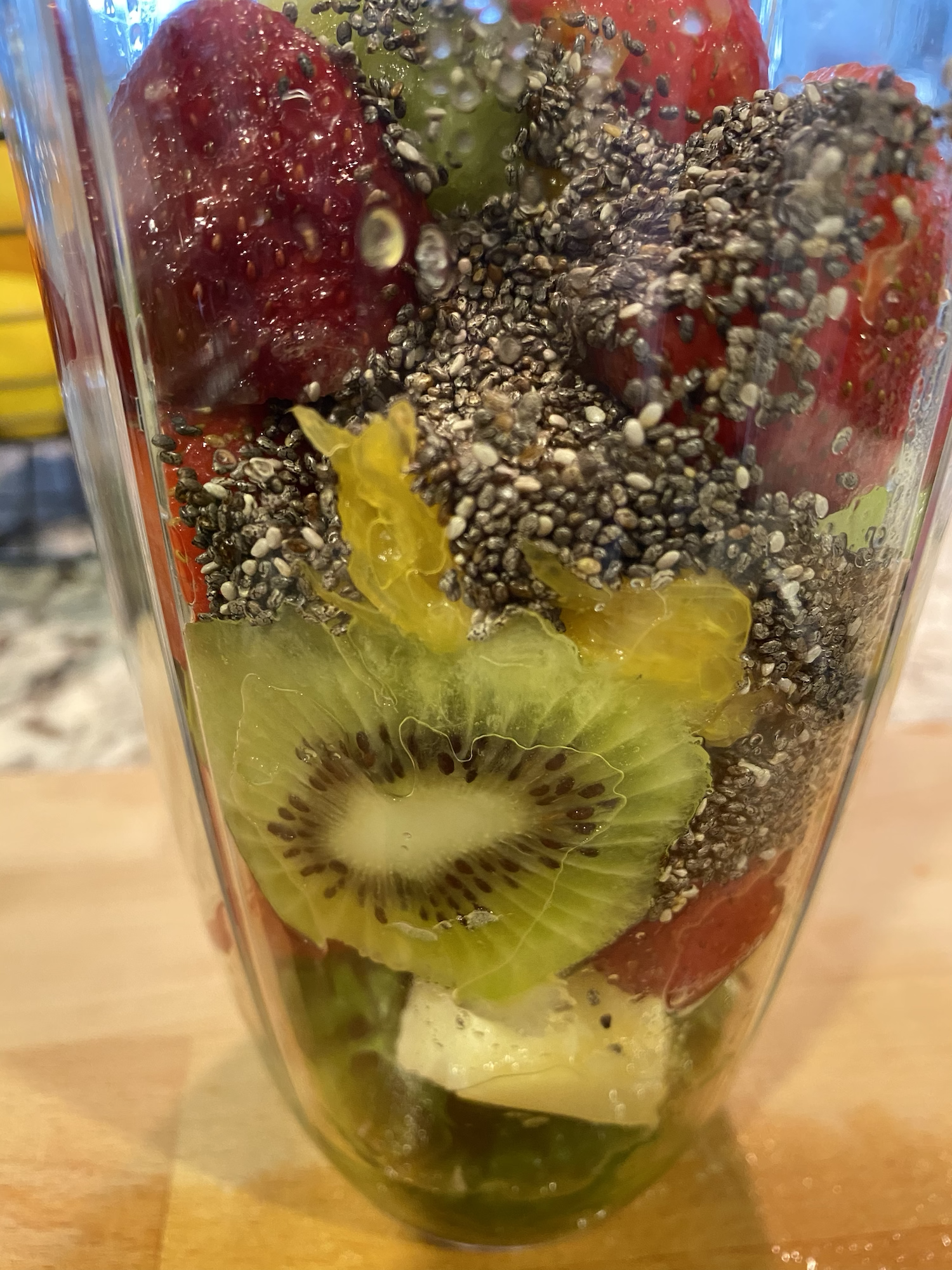 citrus strawberry kiwi smoothie