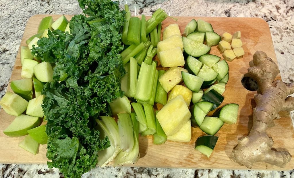 Pineapple_Kale_Ginger_Green_Juice