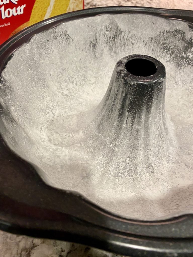 photo of a floured bundt pan