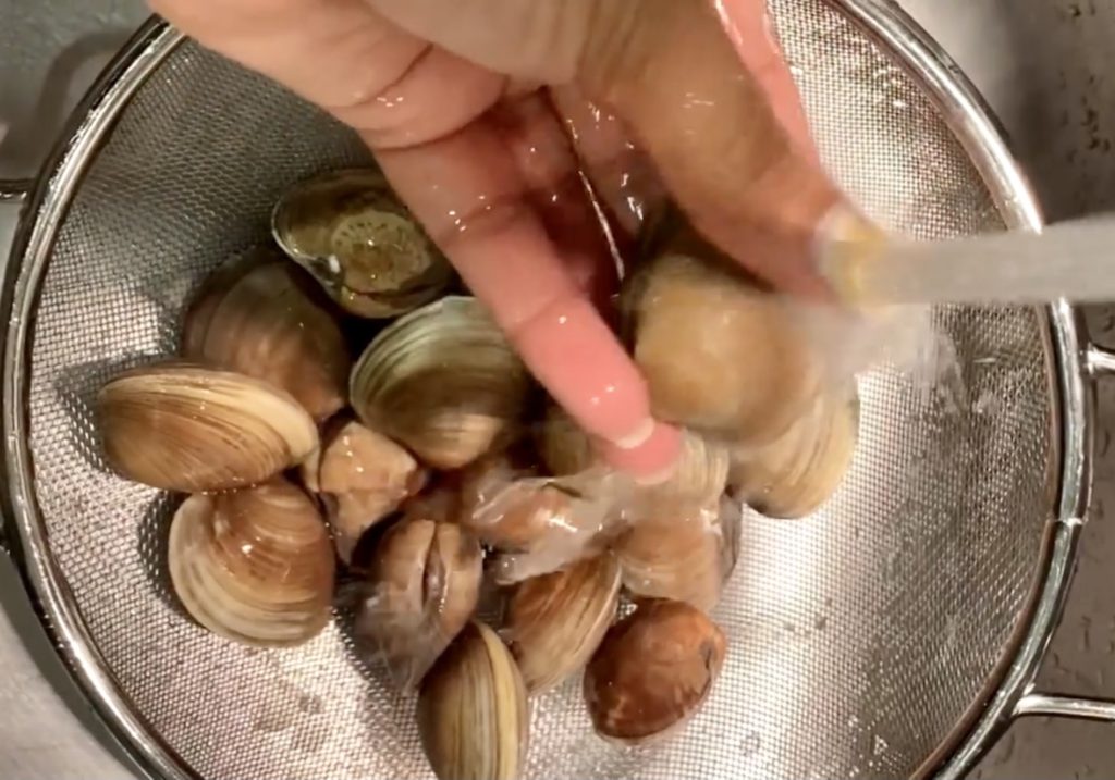 how to clean clams elicit folio