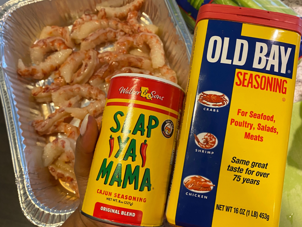 Seafood and cajun seasoning for seafood stew