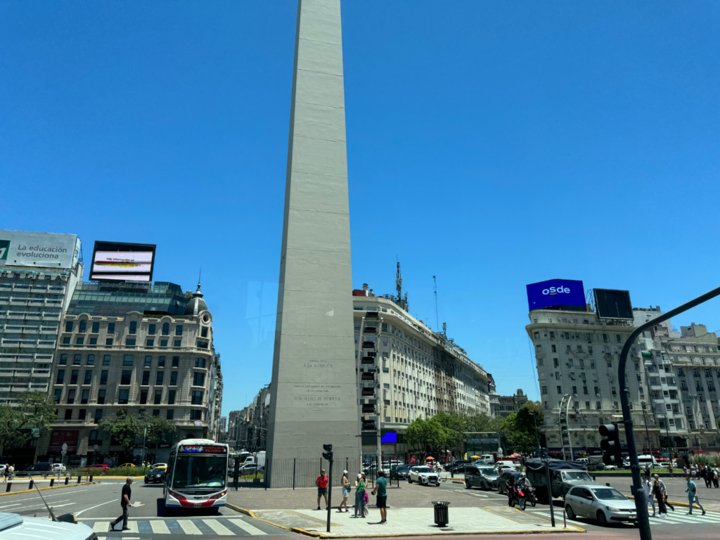 photo of busy center in Buenos Aires Argentina