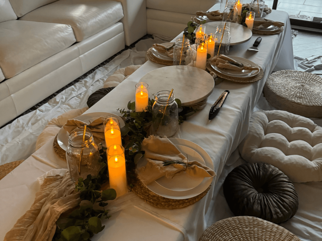 Photo of place settings for pizza party