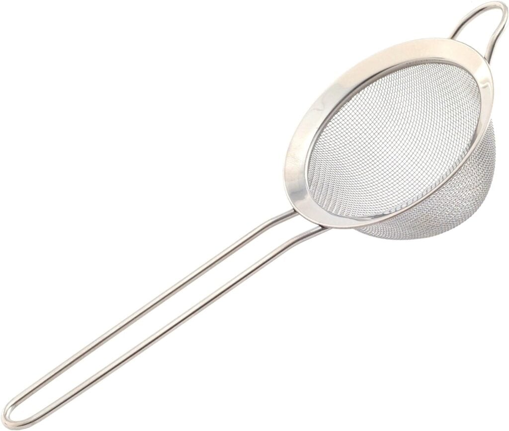 photo of a fine mesh strainer