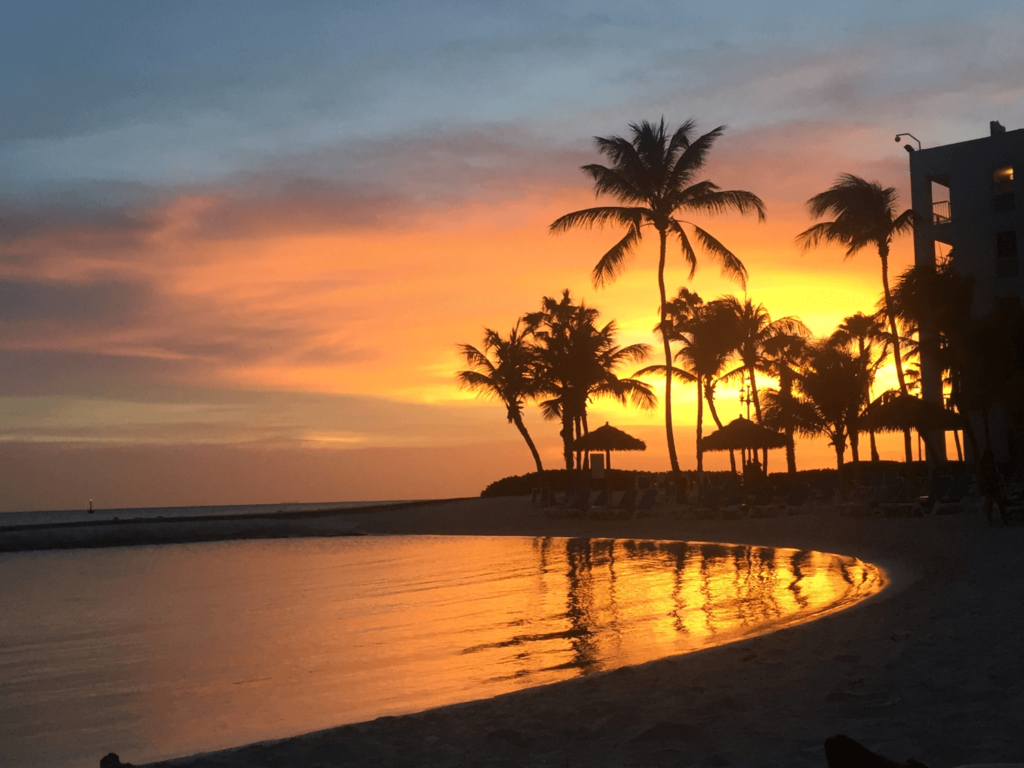 Photo of Aruba at sunset by elicit folio