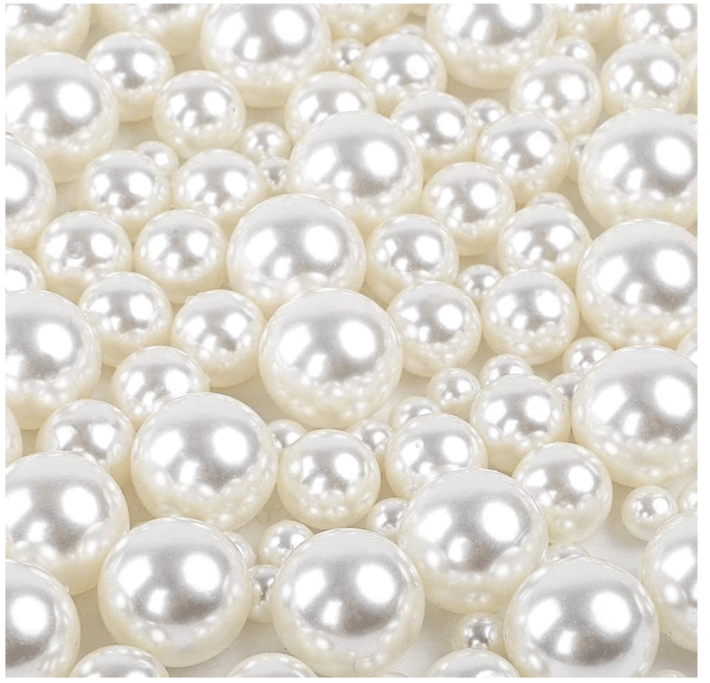 up close photo of pearls