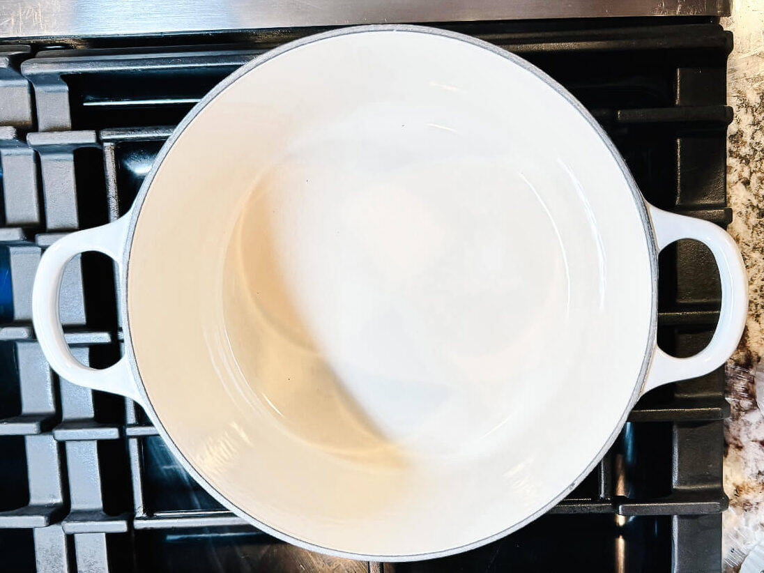 photo of water and sugar in a pot