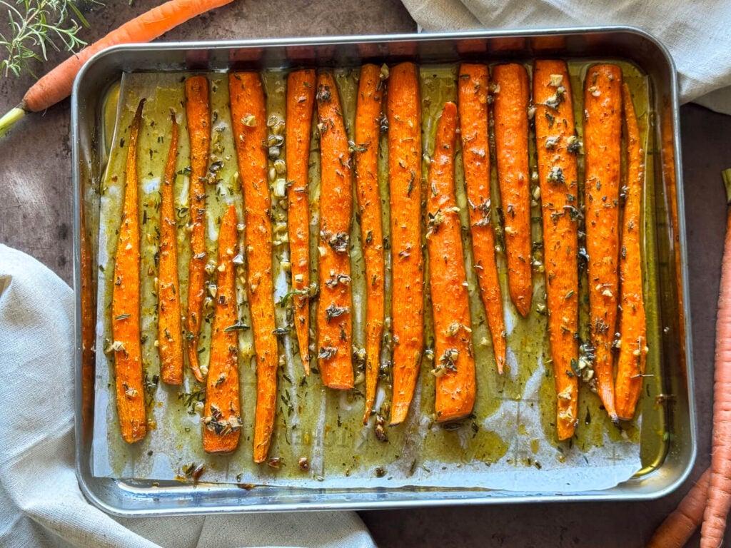 photo of honey roasted carrots on a baking tray