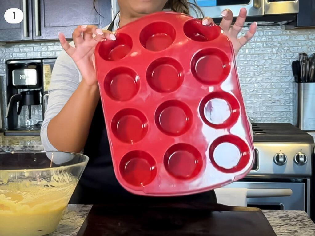 phot of a silicone muffin tray