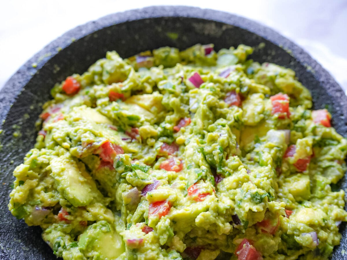 up close photo of Guacamole