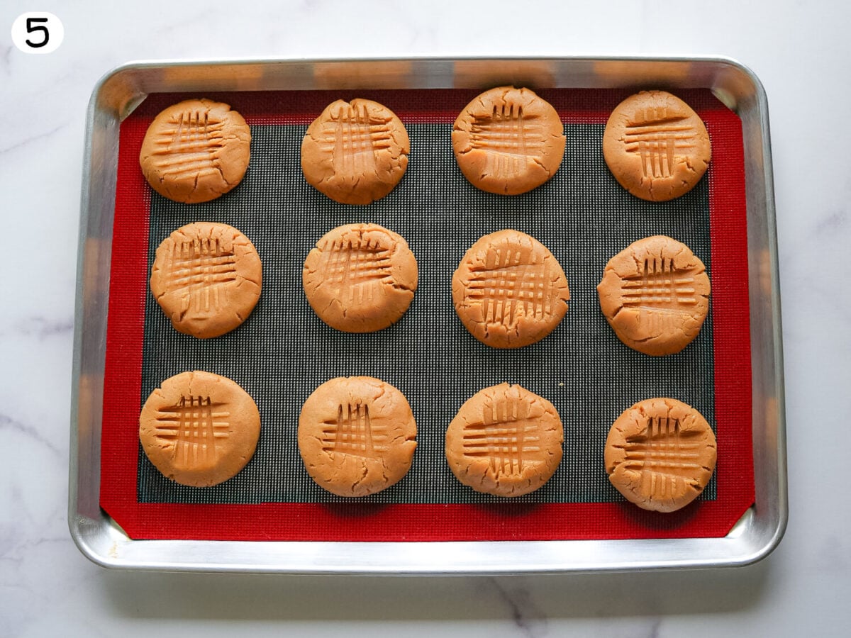 step 5 photo of cookies after they are chilled