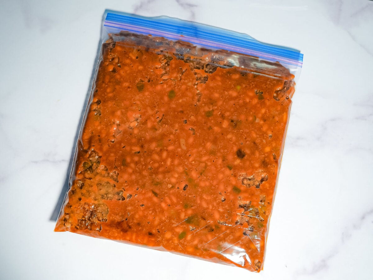 photo showing baked beans in a freezer bag