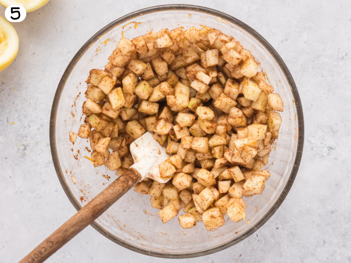 step 5 photo showing apple cinnamon sugar mixture