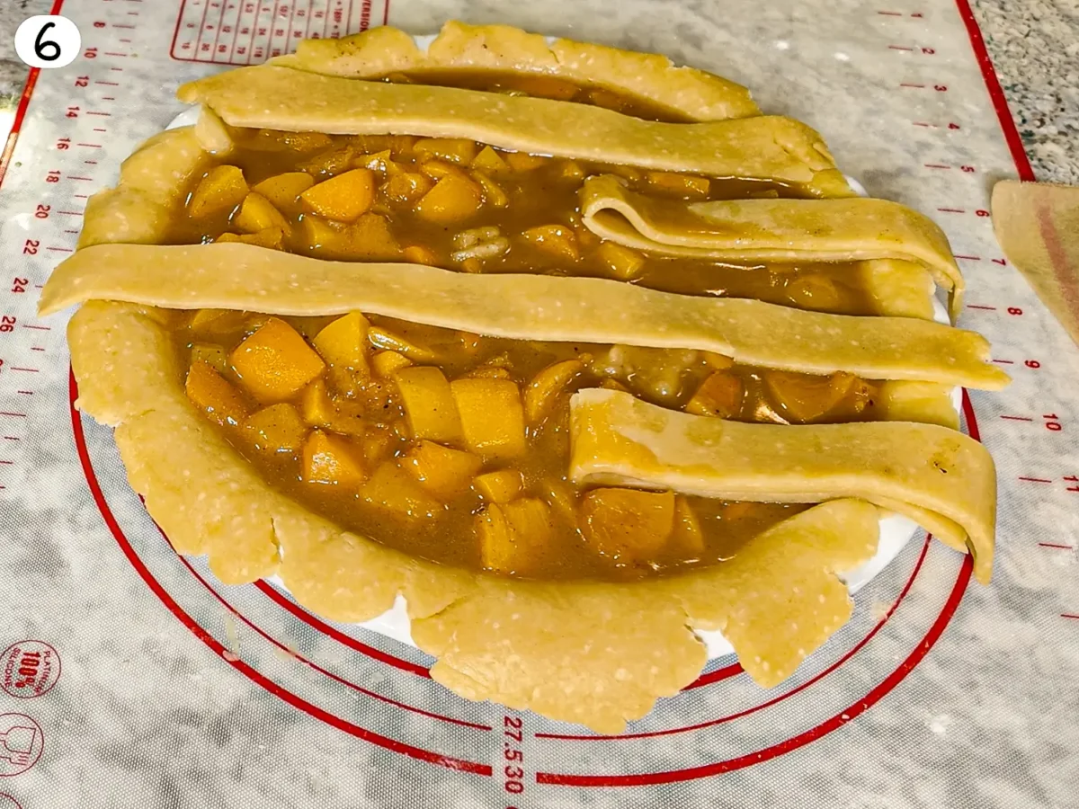 step 6 showing the lattice design being built on top of the pie